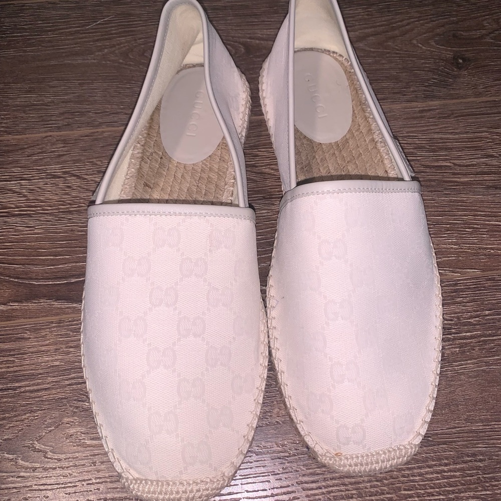 Men’s Gucci loafers!